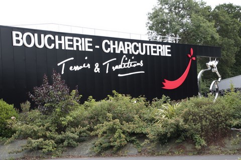 totem boucherie lanvollon pleguien guingamp